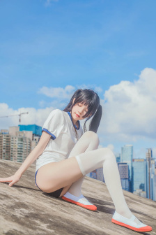 在线播放有奶水的女人